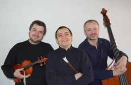 Pacora Trio